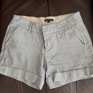 Dear John size 27 shorts